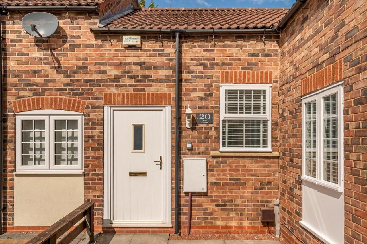 Pass The Keys Charming Cottage Near Clifton Moor York Exteriér fotografie